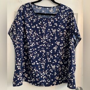 SHEIN Women’s Navy Blue short sleeve Floral Blouse. Size 3XL $8